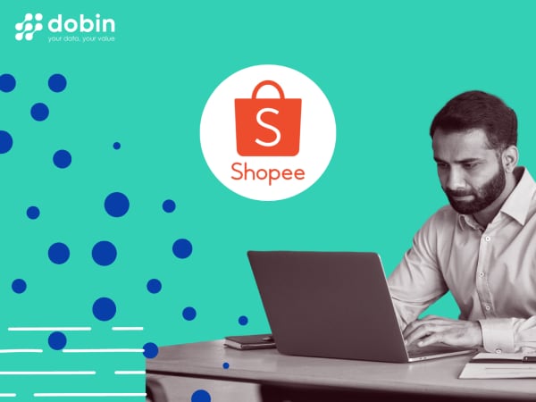 Man looks for discounts while online shopping on Shopee